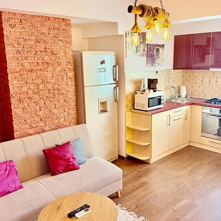 Apartament Apartament Centru Plaja Modern Constanţa