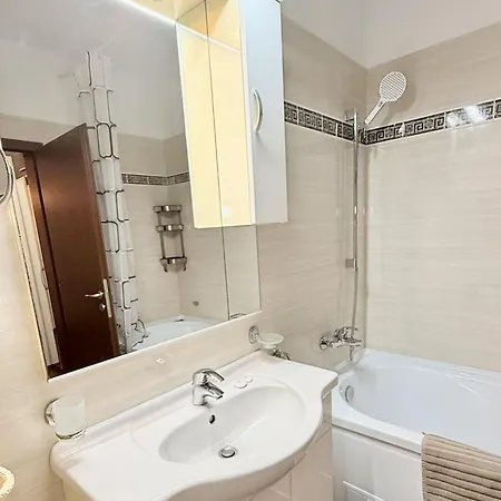 Apartament Centru Plaja Modern
