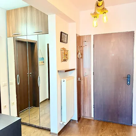 Centru Plaja Modern Apartament Constanţa